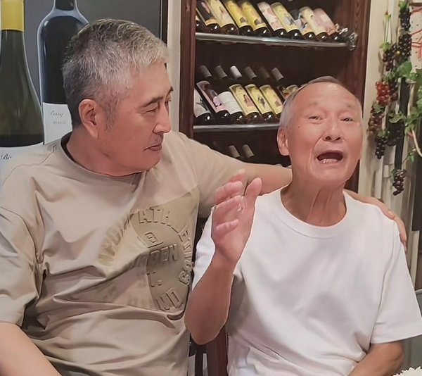 鼎配配资 陈惠敏认林威当“小舅子”！自曝动过两次大手术，满墙红酒太壕了